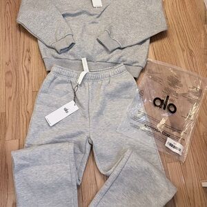 ✨ Alo Unisex Grey Lounge Set – New With Tags ✨